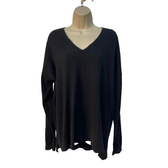 Gap Women’s Long Sleeve V-Neck Top Color Black‎ Size L Tall - Picture 1 of 9